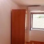 Juric * טרפאניי