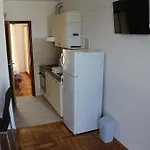 Juric * טרפאניי